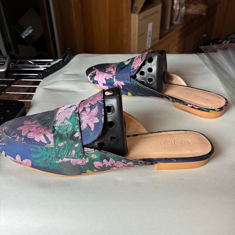 LOFT Blue Floral Monk Strap Mule Shoes Women's 9 Pointed-Toe Satin Asian Shimmer - Picture 5 of 13